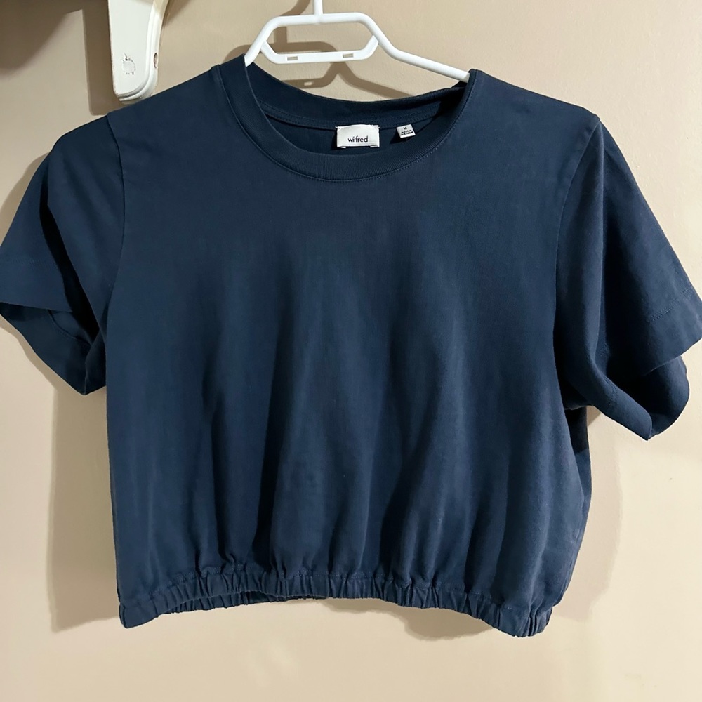 Aritzia Wilfred Navy Cropped Short Sleeve Tee, M